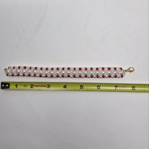 Handmade beaded bracelet with clasp - Picture 2 of 2